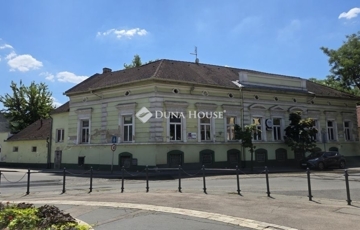 Eladó családi ház