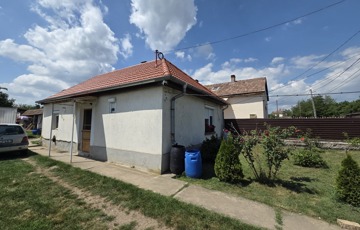 Eladó családi ház