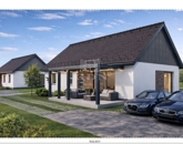 Eladó családi ház Királyszentistván 66 500 000 Ft