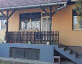 Eladó gazdálkodásra alkalmas családi ház Szandaszőlősön!