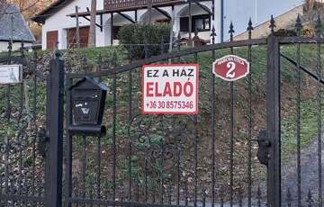 Eladó családi ház