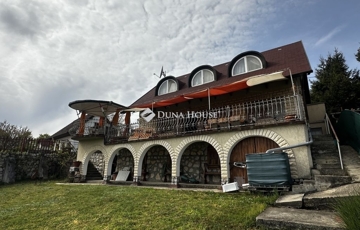 Eladó családi ház