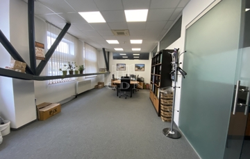 Kiadó iroda/üzlethelyiség