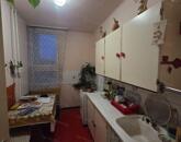 Oroszlány szívében eladó erkélyes, 2 szobás 3. emeleti lakás!