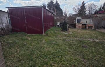 Eladó telek/földterület