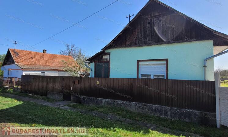 Eladó családi ház Jászkiséren                                 