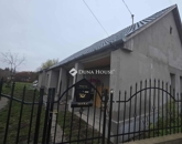 Eladó családi ház Nagykáta 39 999 999 Ft