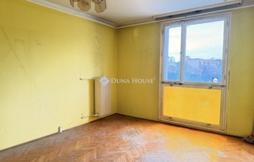 Eladó lakás