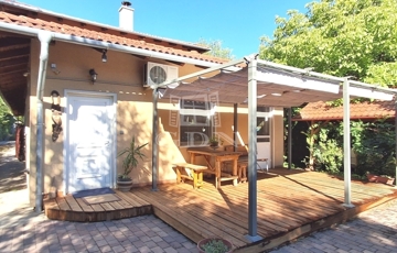 Eladó családi ház