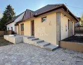 Eladó családi ház Pécel 89 000 000 Ft