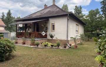Eladó családi ház