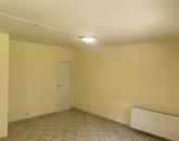 Szolnokon az Ady E. út 18-ban földszinti üzlethelyiség kiadó