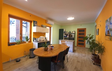 Eladó családi ház