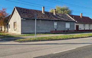 Eladó családi ház