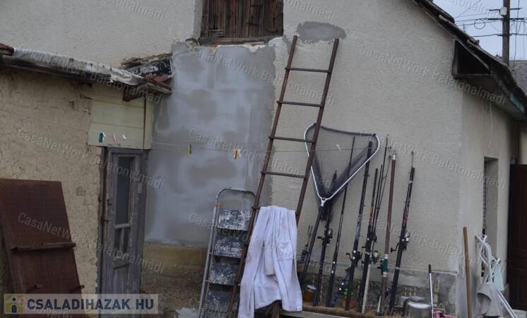 Bővítésre is alkalmas kicsi ház, nagyot álmodóknak!                                 