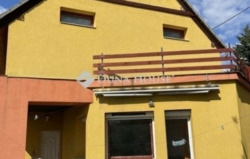 Eladó családi ház