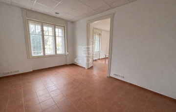 Kiadó iroda/üzlethelyiség