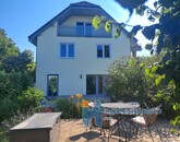 Eladó családi ház Rezi 108 000 000 Ft