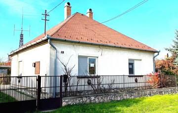 Eladó családi ház