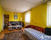 Eladó családi ház Velence 79 900 000 Ft