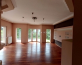 Eladó családi ház Pilisborosjenő 193 000 000 Ft