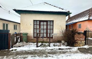 Eladó családi ház