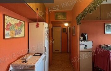 Eladó lakás