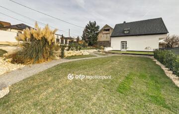 Eladó családi ház