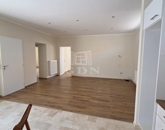 Eladó családi ház Tapolca 195 000 Euro