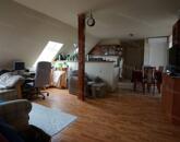 Tihanyban a belső tóra panorámás,  családi ház és vendéglő eladó.