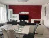 Szolnokon a Magyar utcában 2 szobás lakás kiadó