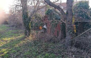 Eladó telek/földterület