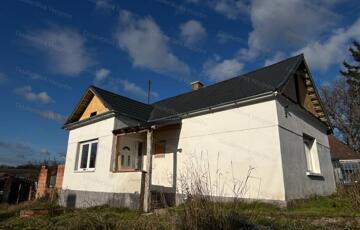 Eladó családi ház