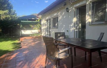 Kiadó családi ház