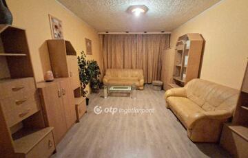 Eladó lakás