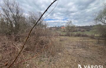 Eladó telek/földterület