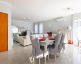 Eladó családi ház Budapest XVIII. ker 174 900 000 Ft