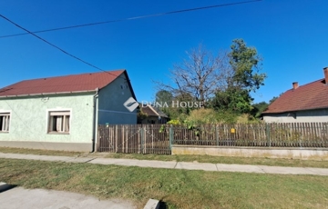 Eladó családi ház
