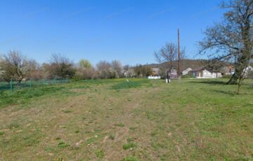 Eladó telek/földterület