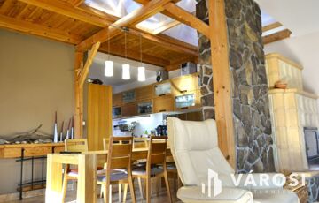 Eladó családi ház