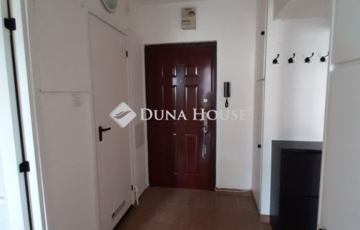 Eladó lakás