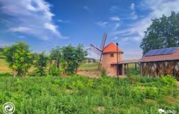 Eladó telek/földterület