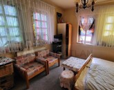 Eladó családi ház Pusztaszer 89 900 000 Ft