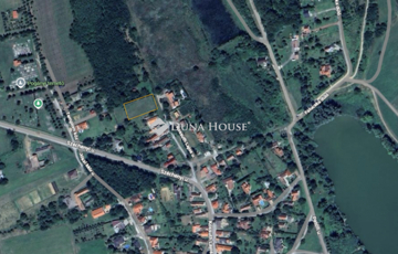 Eladó telek/földterület