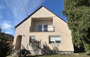 Eladó családi ház