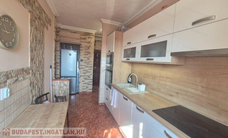 Oroszlány Dózsa Gy. út felújított lakás KIZÁRÓLAG nálunk!                                 