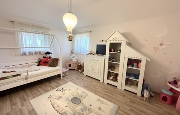 Eladó családi ház