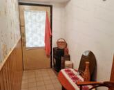 ELADÓ BÚTOROZOTT TÉGLALAKÁS DEVECSER KÖZPONTJÁBAN