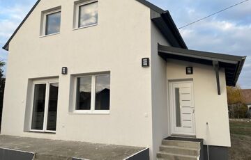 Eladó családi ház