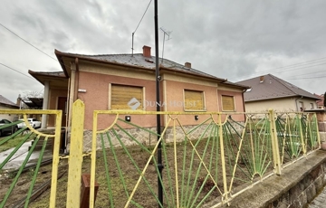 Eladó családi ház